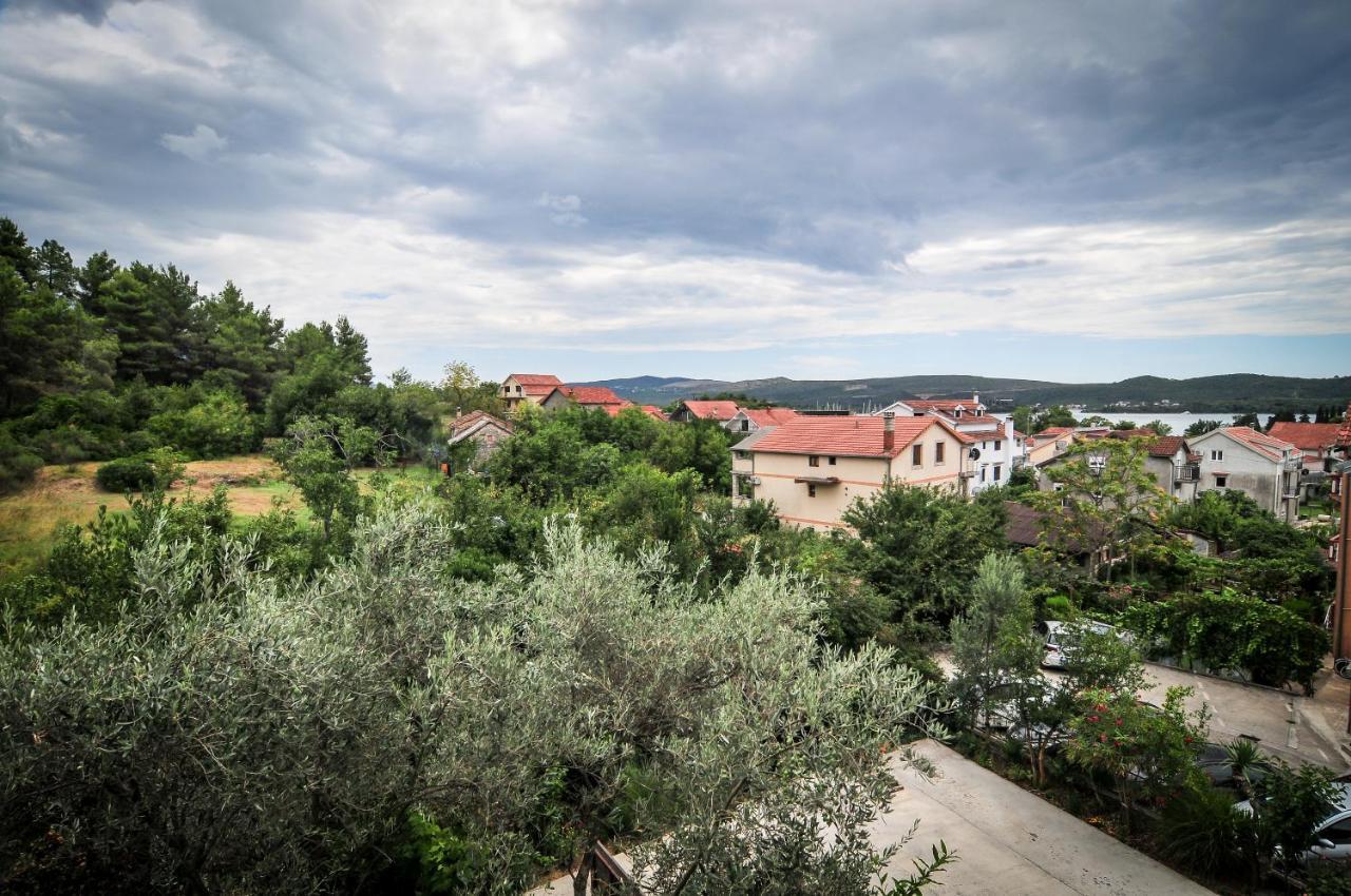 Milosavljevic Apartments Teodo Esterno foto
