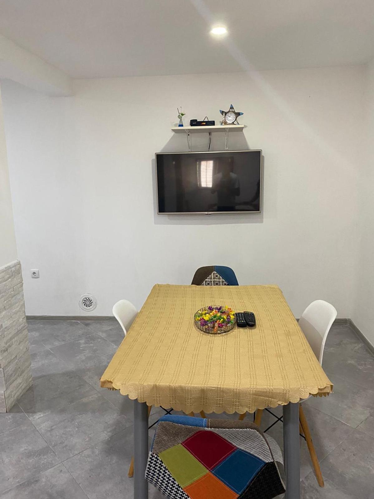 Milosavljevic Apartments Teodo Esterno foto