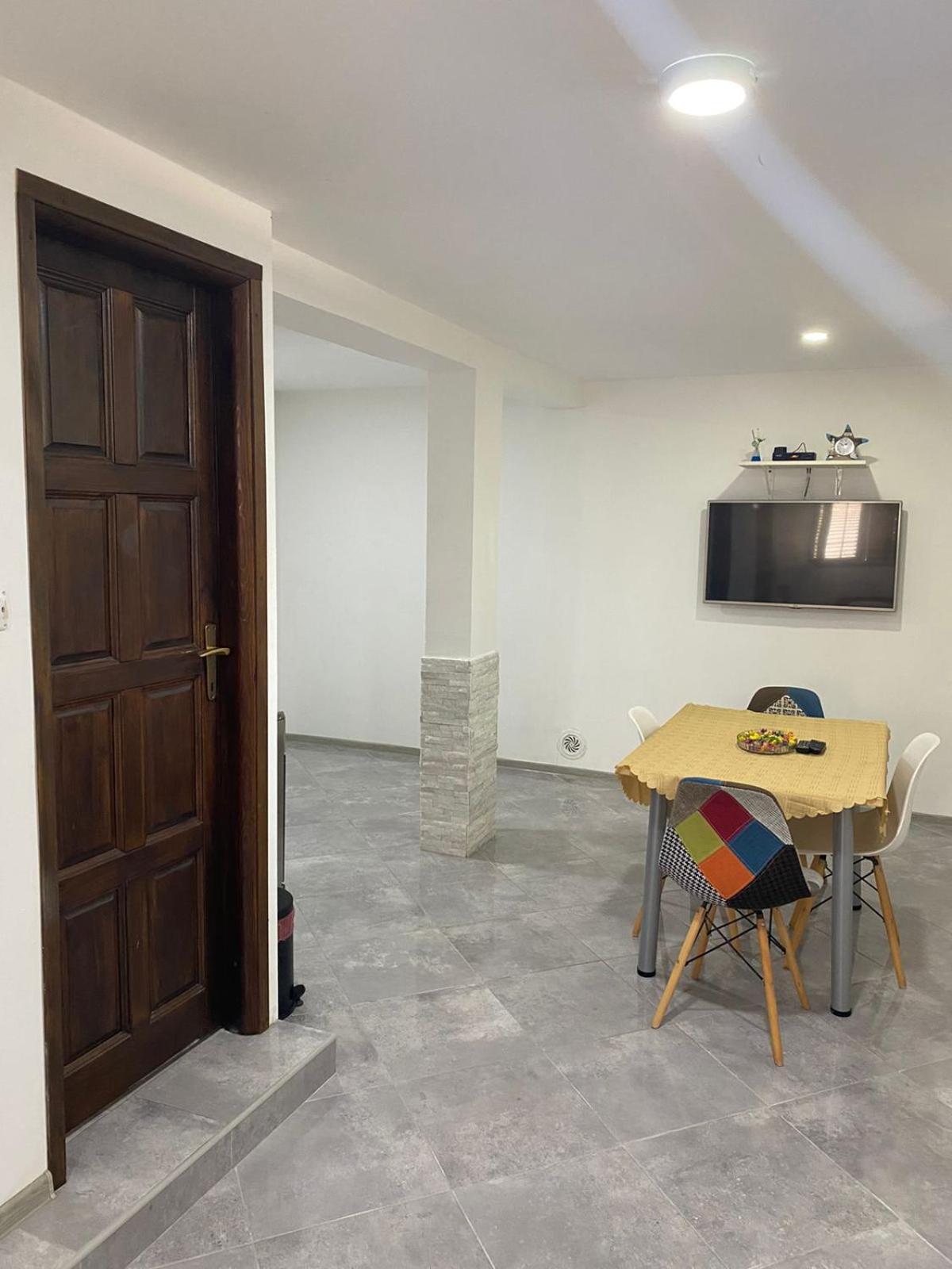 Milosavljevic Apartments Teodo Esterno foto